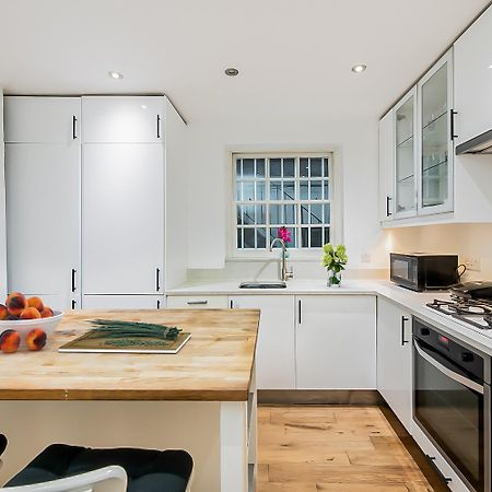 Апартаменти 2-Bed In The Heart Of Camden Лондон Екстер'єр фото